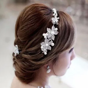 Hot Sell Luxury Silver Rhinestone Pearl Bridal Wedding Flower Headband Wedding Tiara Hair Jewelry Hair Clip Comb Women Jewelry